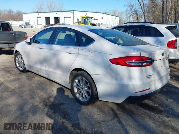 2020 Ford Fusion SE с VIN 3FA6P0HD1LR122177, выставлен на аукционе IAAI как лот 41749652 с пробегом 54 365 миль миль и . История ставок и продаж доступна на DreamBid. Изображение 3.