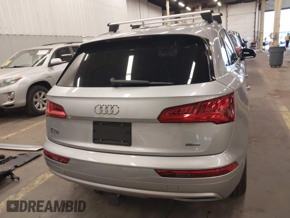 2019 Audi Q5 Premium with VIN WA1ANAFY6K2089034, listed as a IAAI auction lot 41483750 with 58,425 mi miles. Bid and sale history available at carsss.com. Image 17.