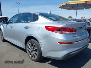 2019 Kia Optima LX with VIN 5XXGT4L3XKG355357, listed as a IAAI auction lot 41835587 with 70,802 mi miles. Bid and sale history available at carsss.com. Image 3.