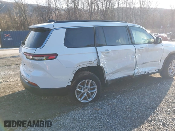 2024 Jeep Grand Cherokee Altitude X with VIN 1C4RJKAG0R8572597, listed as a IAAI auction lot 41411512 with 2,445 mi miles and . Bid and sale history available at DreamBid. Image 4.