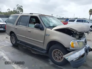 2002 Ford Expedition XLT z VIN 1FMRU15W72LA06759, wystawiony jako IAAI lot #42246888 z przebiegiem Nie podano mil oraz . Historia ofert i sprzedaży dostępna na DreamBid. Obrazek 1.