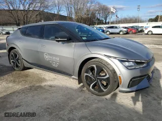 2022 Kia EV6 GT-Line with VIN KNDC4DLC1N5073984, listed as a Copart auction lot 88157245 with 24,920 mi miles and Salvage Title. Bid and sale history available at carsss.com. Image 4.