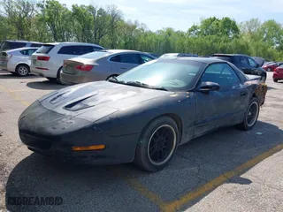 1996 Pontiac Firebird with VIN 2G2FS22K0T2231261, listed as a IAAI auction lot 42088061 with 194,913 mi miles. Bid and sale history available at carsss.com. Image 2.