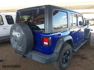 2020 Jeep Wrangler Unlimited Sport Altitude with VIN 1C4HJXDG9LW325327, listed as a IAAI auction lot 41865827 with 39,174 mi miles. Bid and sale history available at carsss.com. Image 4.