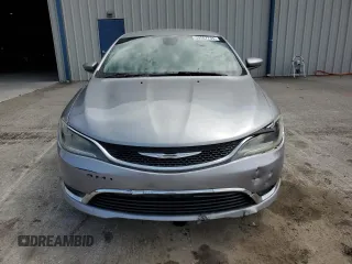 2015 Chrysler 200 Limited z VIN 1C3CCCAB0FN590786, wystawiony jako Copart lot #59507735 z przebiegiem 225 767 mil mil oraz Szkoda całkowita • Salvage title. Historia ofert i sprzedaży dostępna na DreamBid. Obrazek 5.