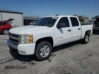 2007 Chevrolet Silverado 1500 LT w/1LT with VIN 3GCEC13J07G528408, listed as a Copart auction lot 51258035 with 134,765 mi miles and Clean Title. Bid and sale history available at carsss.com. Image 1.