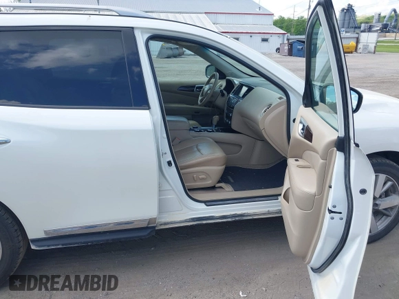 2015 Nissan Pathfinder SL with VIN 5N1AR2MM0FC707380, listed as a IAAI auction lot 42267523 with 186,383 mi miles and . Bid and sale history available at DreamBid. Image 5.
