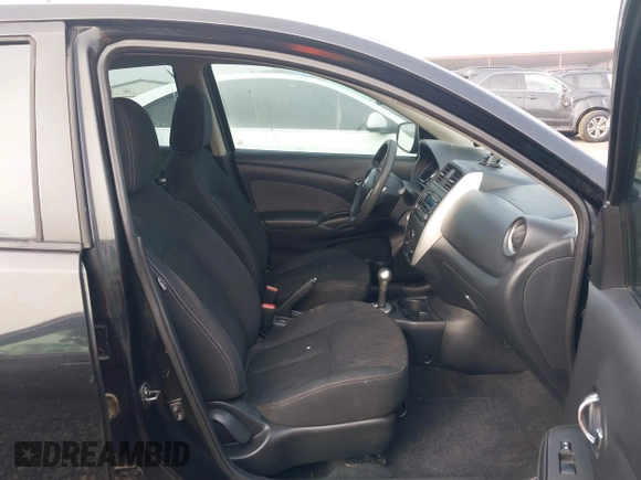 2015 Nissan Versa SV with VIN 3N1CN7AP5FL837568, listed as a IAAI auction lot 41871533 with 99,288 mi miles. Bid and sale history available at carsss.com. Image 5.