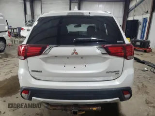 2018 Mitsubishi Outlander ES with VIN JA4AZ3A3XJZ019960, listed as a Copart auction lot 59739265 with 131,520 mi miles and Salvage title. Bid and sale history available at DreamBid. Image 6.