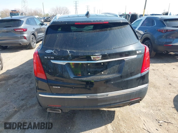 2017 Cadillac XT5 Luxury AWD z VIN 1GYKNDRS4HZ184818, wystawiony jako IAAI lot #42000747 z przebiegiem 46 633 mil mil oraz . Historia ofert i sprzedaży dostępna na DreamBid. Obrazek 16.
