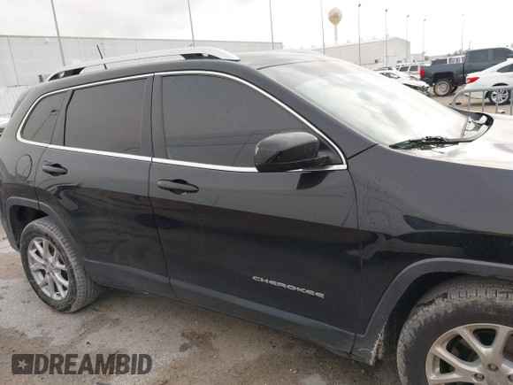 2018 Jeep Cherokee Latitude Plus with VIN 1C4PJLLX3JD503568, listed as a IAAI auction lot 41806496 with 166,224 mi miles. Bid and sale history available at carsss.com. Image 13.