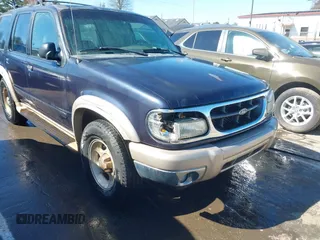 2000 Ford Explorer Eddie Bauer z VIN 1FMDU74E6YZB25124, wystawiony jako IAAI lot #41705960 z przebiegiem 204 513 mil mil oraz . Historia ofert i sprzedaży dostępna na DreamBid. Obrazek 6.