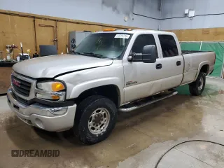 2006 GMC Sierra 3500 DRW SL with VIN 1GTHK33206F119832, listed as a Copart auction lot 54531215 with 366,848 mi miles and Clean Title. Bid and sale history available at DreamBid. Image 1.