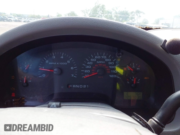 2008 Ford F-150 XLT with VIN 1FTPX14V88FB43762, listed as a IAAI auction lot 42453523 with 129,783 mi miles and . Bid and sale history available at DreamBid. Image 7.