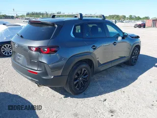 2024 Mazda CX-50 S Preferred z VIN 7MMVABBM8RN215110, wystawiony jako IAAI lot #41845039 z przebiegiem 8085 mil mil oraz . Historia ofert i sprzedaży dostępna na DreamBid. Obrazek 4.