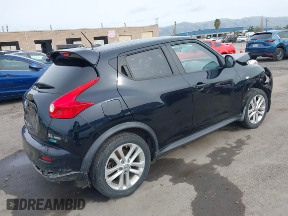 2013 Nissan Juke SV with VIN JN8AF5MV8DT217116, listed as a IAAI auction lot 41540269 with 153,052 mi miles. Bid and sale history available at carsss.com. Image 4.