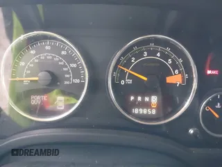 2014 Jeep Patriot Limited with VIN 1C4NJRCB7ED569805, listed as a IAAI auction lot 40854840 with 189,858 mi miles. Bid and sale history available at carsss.com. Image 7.