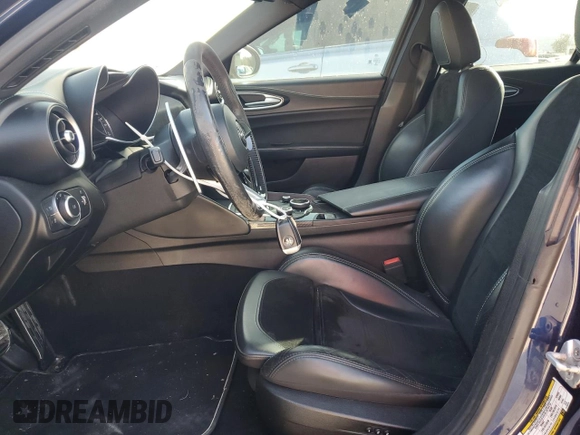 2017 Alfa Romeo Giulia with VIN ZARFAEAV8H7520339, listed as a Copart auction lot 44591745 with 70,994 mi miles and Salvage title. Bid and sale history available at DreamBid. Image 7.
