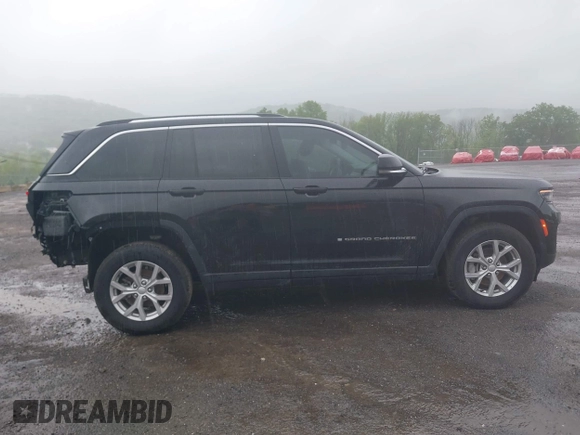 2023 Jeep Grand Cherokee Limited z VIN 1C4RJHBG8PC606569, wystawiony jako IAAI lot #42240268 z przebiegiem 32 892 mil mil oraz . Historia ofert i sprzedaży dostępna na DreamBid. Obrazek 14.