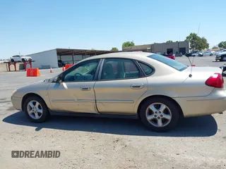 2000 Ford Taurus SES with VIN 1FAFP55S7YA134934, listed as a IAAI auction lot 42761994 with 238,126 mi miles and . Bid and sale history available at DreamBid. Image 14.