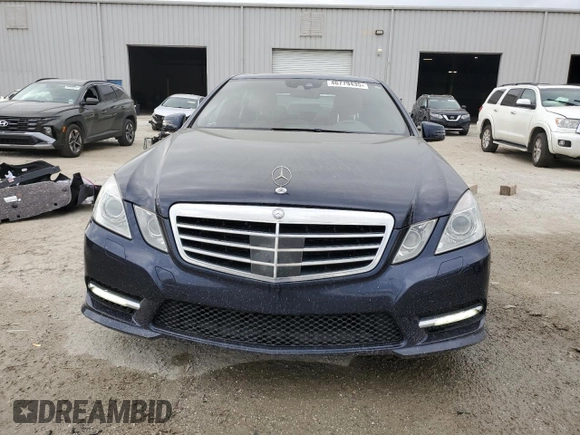 2013 Mercedes-Benz E 350 Luxury with VIN WDDHF8JB3DA696472, listed as a Copart auction lot 46779435 with 118,431 mi miles and Salvage Title. Bid and sale history available at DreamBid. Image 5.