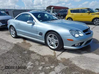 2007 Mercedes-Benz SL 550 with VIN WDBSK71FX7F131456, listed as a IAAI auction lot 42542716 with Not provided miles and . Bid and sale history available at DreamBid. Image 1.