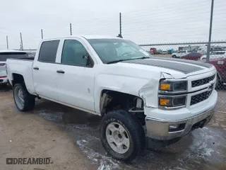 2015 Chevrolet Silverado 1500 LT with VIN 3GCUKREC2FG393863, listed as a IAAI auction lot 41592048 with 72,492 mi miles. Bid and sale history available at carsss.com. Image 1.