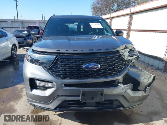 2023 Ford Explorer ST-Line with VIN 1FMSK7KH4PGC34783, listed as a IAAI auction lot 41135105 with 17,922 mi miles. Bid and sale history available at carsss.com. Image 13.
