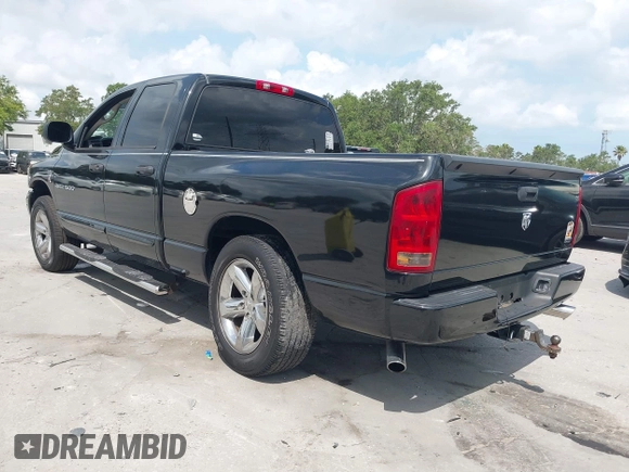 2006 Dodge 1500 SLT z VIN 1D7HA18206S712488, wystawiony jako IAAI lot #42218792 z przebiegiem 138 447 mil mil oraz . Historia ofert i sprzedaży dostępna na DreamBid. Obrazek 3.