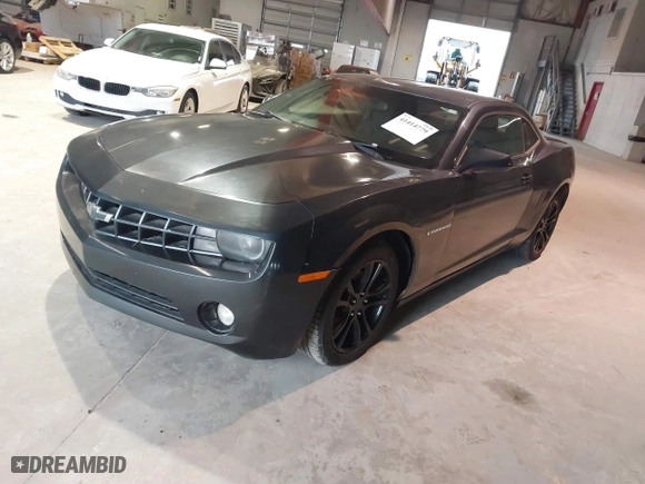 2011 Chevrolet Camaro 1LT with VIN 2G1FB1ED6B9166854, listed as a IAAI auction lot 41414779 with 203,119 mi miles. Bid and sale history available at carsss.com. Image 17.