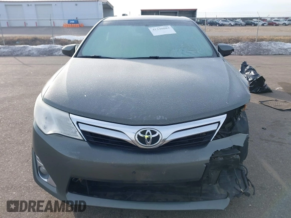 2013 Toyota Camry L with VIN 4T4BF1FKXDR328516, listed as a IAAI auction lot 41240083 with 72,213 mi miles. Bid and sale history available at carsss.com. Image 12.