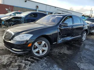 2011 Mercedes-Benz S-Class S 550 with VIN WDDNG8GB1BA392738, listed as a Copart auction lot 45604645 with 131,668 mi miles and Salvage Title. Bid and sale history available at carsss.com. Image 1.