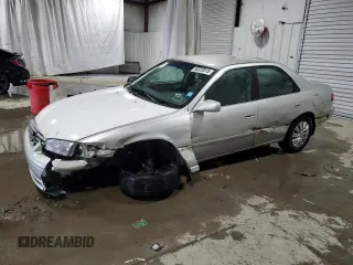 2001 Toyota Camry CE z VIN JT2BG22K910551925, wystawiony jako Copart lot #56328015 z przebiegiem 289 197 mil mil oraz Szkoda całkowita • Salvage title. Historia ofert i sprzedaży dostępna na DreamBid. Obrazek 1.