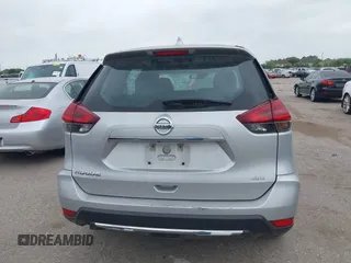 2020 Nissan Rogue S z VIN 5N1AT2MV1LC808854, wystawiony jako IAAI lot #41911120 z przebiegiem 162 642 mil mil oraz . Historia ofert i sprzedaży dostępna na DreamBid. Obrazek 16.