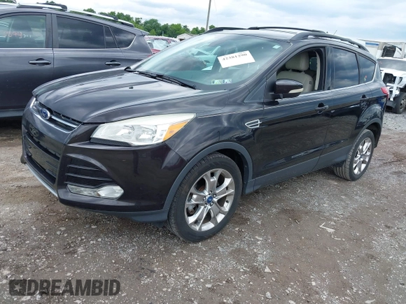 2013 Ford Escape SEL z VIN 1FMCU9H98DUB78564, wystawiony jako IAAI lot #42381290 z przebiegiem 89 728 mil mil oraz . Historia ofert i sprzedaży dostępna na DreamBid. Obrazek 2.