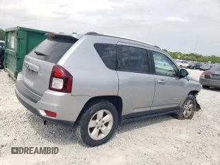 2017 Jeep Compass Sport z VIN 1C4NJCBB9HD117714, wystawiony jako Copart lot #52106065 z przebiegiem 169 246 mil mil oraz Szkoda całkowita • Salvage title. Historia ofert i sprzedaży dostępna na DreamBid. Obrazek 3.