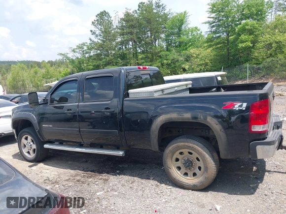 2013 GMC Sierra 2500HD SLT with VIN 1GT121E82DF120632, listed as a IAAI auction lot 42136305 with 171,967 mi miles and . Bid and sale history available at DreamBid. Image 14.