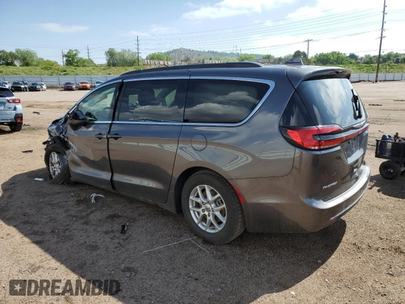 2022 Chrysler Pacifica Touring L with VIN 2C4RC1BG8NR158629, listed as a Copart auction lot 58541395 with 76,544 mi miles and Salvage title. Bid and sale history available at DreamBid. Image 2.