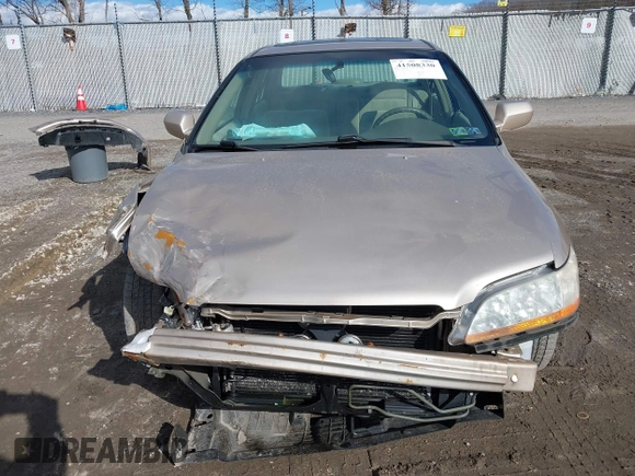 2000 Honda Accord EX z VIN 1HGCG6672YA069215, wystawiony jako IAAI lot #41508330 z przebiegiem 138 721 mil mil oraz . Historia ofert i sprzedaży dostępna na DreamBid. Obrazek 12.