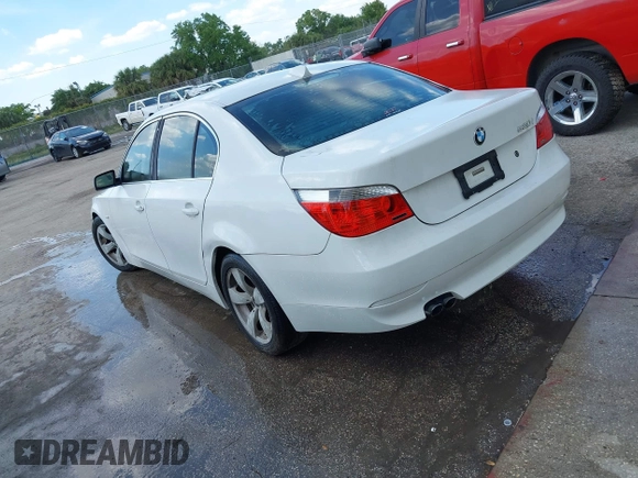 2007 BMW 5 Series 530i with VIN WBANE73587CM49651, listed as a IAAI auction lot 41901010 with 146,053 mi miles. Bid and sale history available at carsss.com. Image 3.