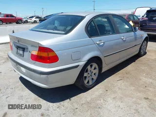 2003 BMW 3 Series 325i with VIN WBAAZ33443PH33206, listed as a IAAI auction lot 42792697 with 125,837 mi miles and . Bid and sale history available at DreamBid. Image 4.