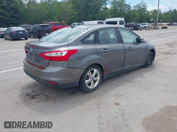 2013 Ford Focus SE with VIN 1FADP3F27DL224433, listed as a IAAI auction lot 42652229 with 127,887 mi miles and . Bid and sale history available at DreamBid. Image 4.