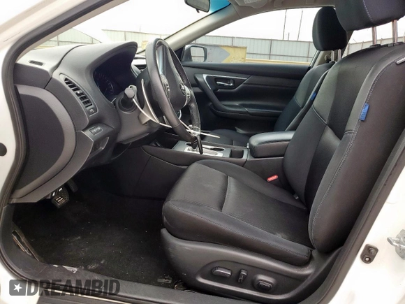 2017 Nissan Altima SV z VIN 1N4AL3AP9HC140248, wystawiony jako Copart lot #59515895 z przebiegiem 117 755 mil mil oraz Szkoda całkowita • Salvage title. Historia ofert i sprzedaży dostępna na DreamBid. Obrazek 7.