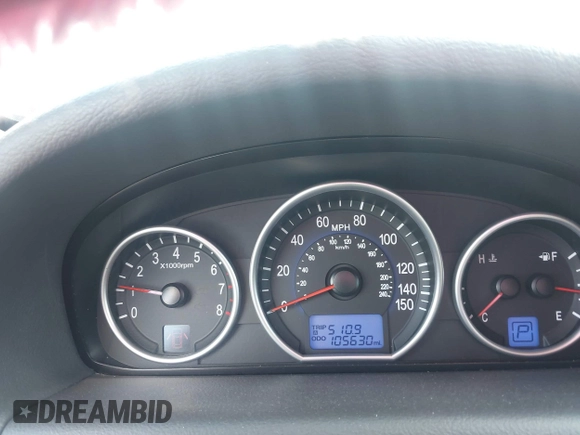 2011 Hyundai Veracruz GLS with VIN KM8NUDCC0BU162838, listed as a IAAI auction lot 42244590 with 105,630 mi miles and . Bid and sale history available at DreamBid. Image 16.