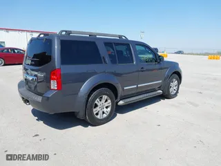 2011 Nissan Pathfinder SV with VIN 5N1AR1NNXBC622963, listed as a IAAI auction lot 41930318 with 208,272 mi miles. Bid and sale history available at carsss.com. Image 4.