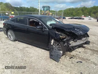 2020 Toyota Avalon Limited z VIN 4T1DZ1FB0LU041968, wystawiony jako IAAI lot #42163900 z przebiegiem 47 554 mil mil oraz . Historia ofert i sprzedaży dostępna na DreamBid. Obrazek 1.