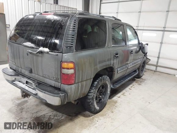 2001 Chevrolet Tahoe LS with VIN 1GNEK13T31R114154, listed as a IAAI auction lot 41387339 with 204,353 mi miles. Bid and sale history available at carsss.com. Image 4.