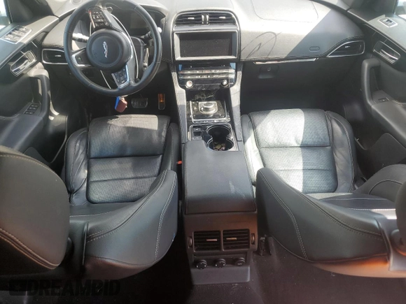 2017 Jaguar F-Pace 20d R-Sport z VIN SADCL2BN1HA085899, wystawiony jako Copart lot #59713495 z przebiegiem 104 596 mil mil oraz Czysty tytuł • Clean title. Historia ofert i sprzedaży dostępna na DreamBid. Obrazek 8.