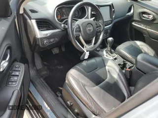 2014 Jeep Cherokee Trailhawk z VIN 1C4PJMBS4EW156550, wystawiony jako Copart lot #56870165 z przebiegiem 100 184 mil mil oraz Szkoda całkowita • Salvage title. Historia ofert i sprzedaży dostępna na DreamBid. Obrazek 8.
