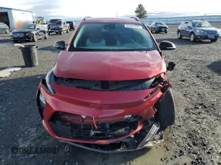 2022 Chevrolet Bolt EUV Premier with VIN 1G1FZ6S06N4104677, listed as a Copart auction lot 80637234 with 22,713 mi miles and Salvage Title. Bid and sale history available at carsss.com. Image 5.